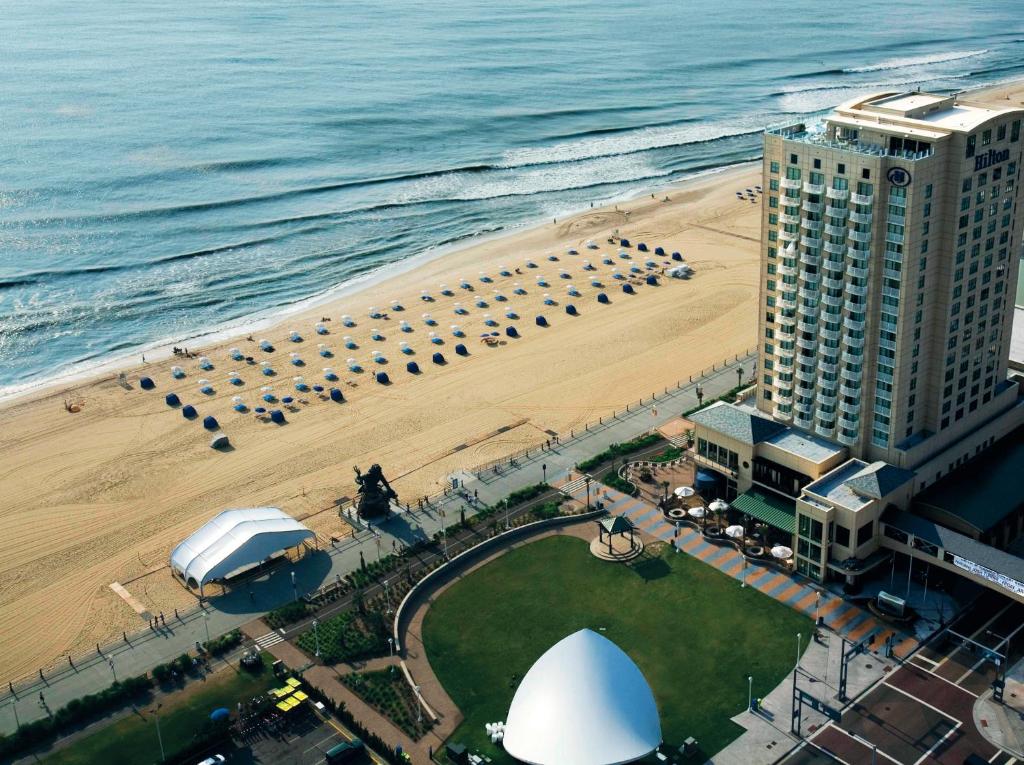 Hilton Virginia Beach Oceanfront Main image 1